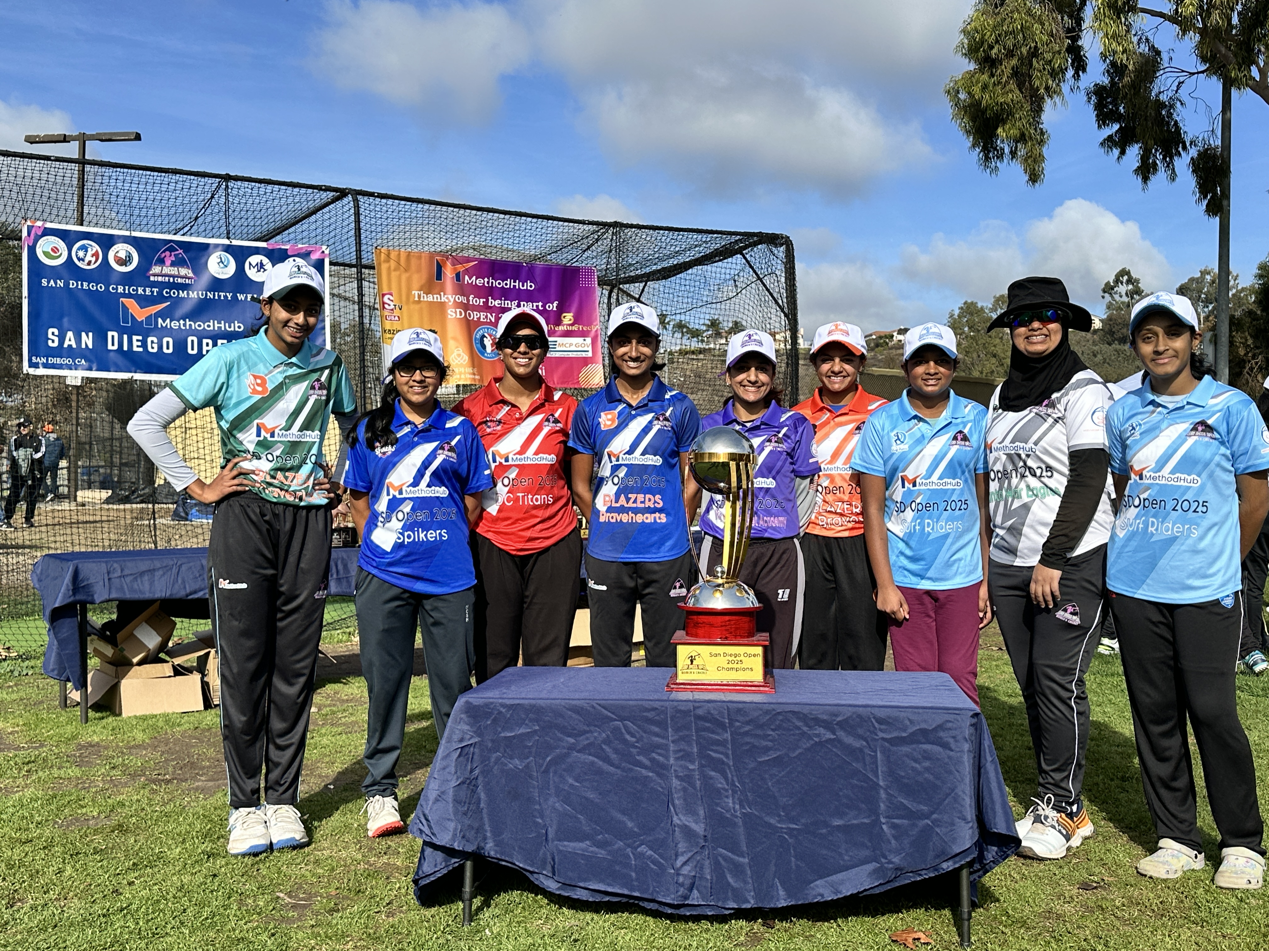 Team captains with championship trophy at San Diego Open